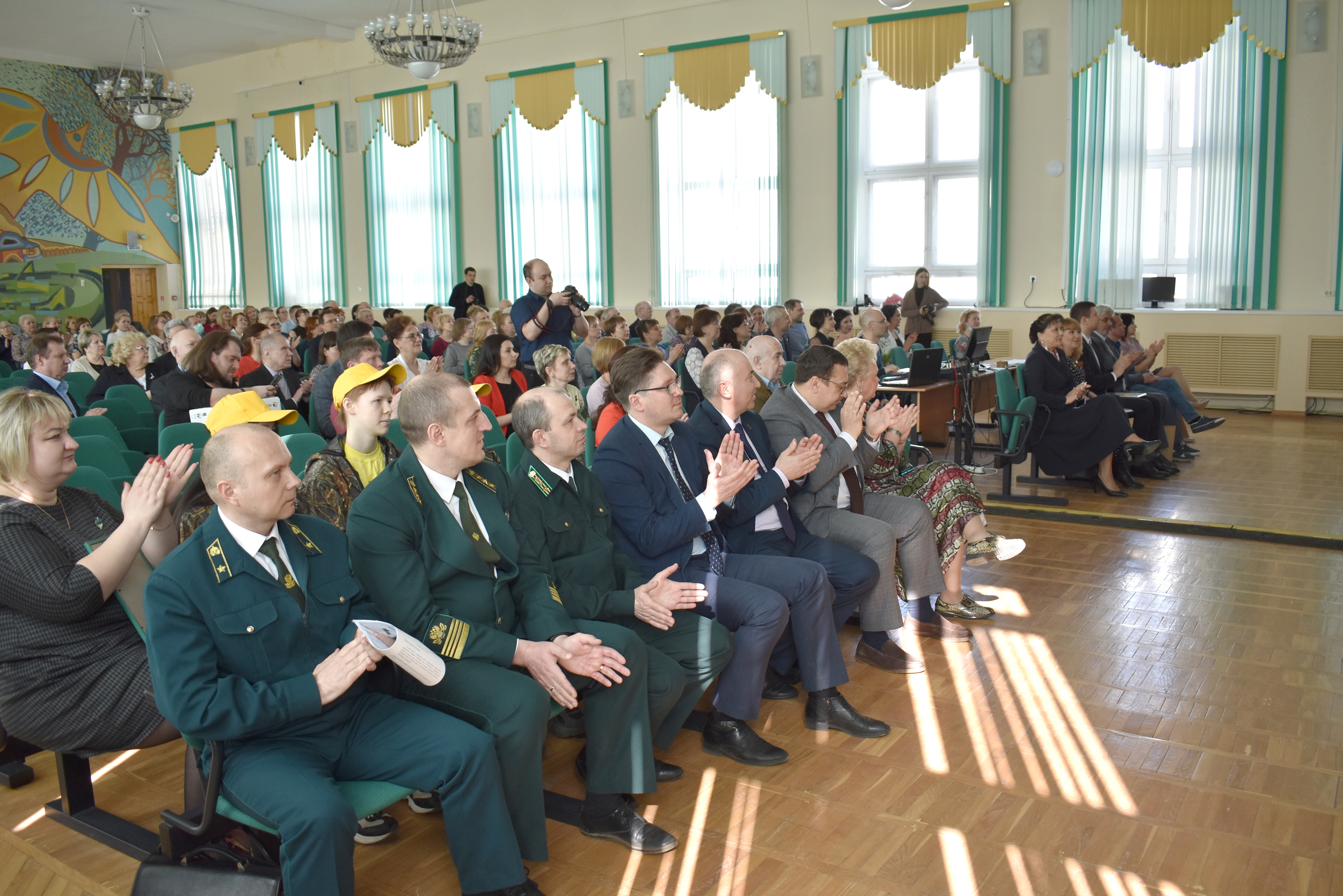 Сыктывкарскому лесному институту 70 лет